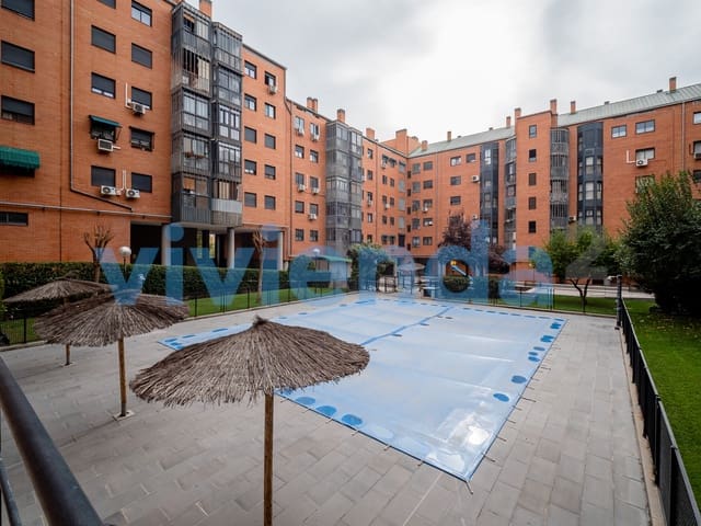 5 bedroom Flat for sale in Arcos, Madrid city with pool garage - € 596,000 (Ref: 9322552)