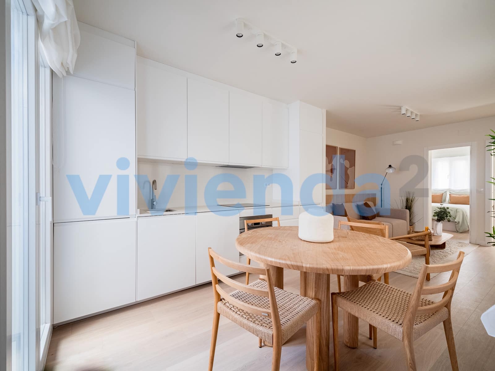 3 soveværelse Lejlighed til leje i Madrid by - € 2.195 (Ref: 9326172)