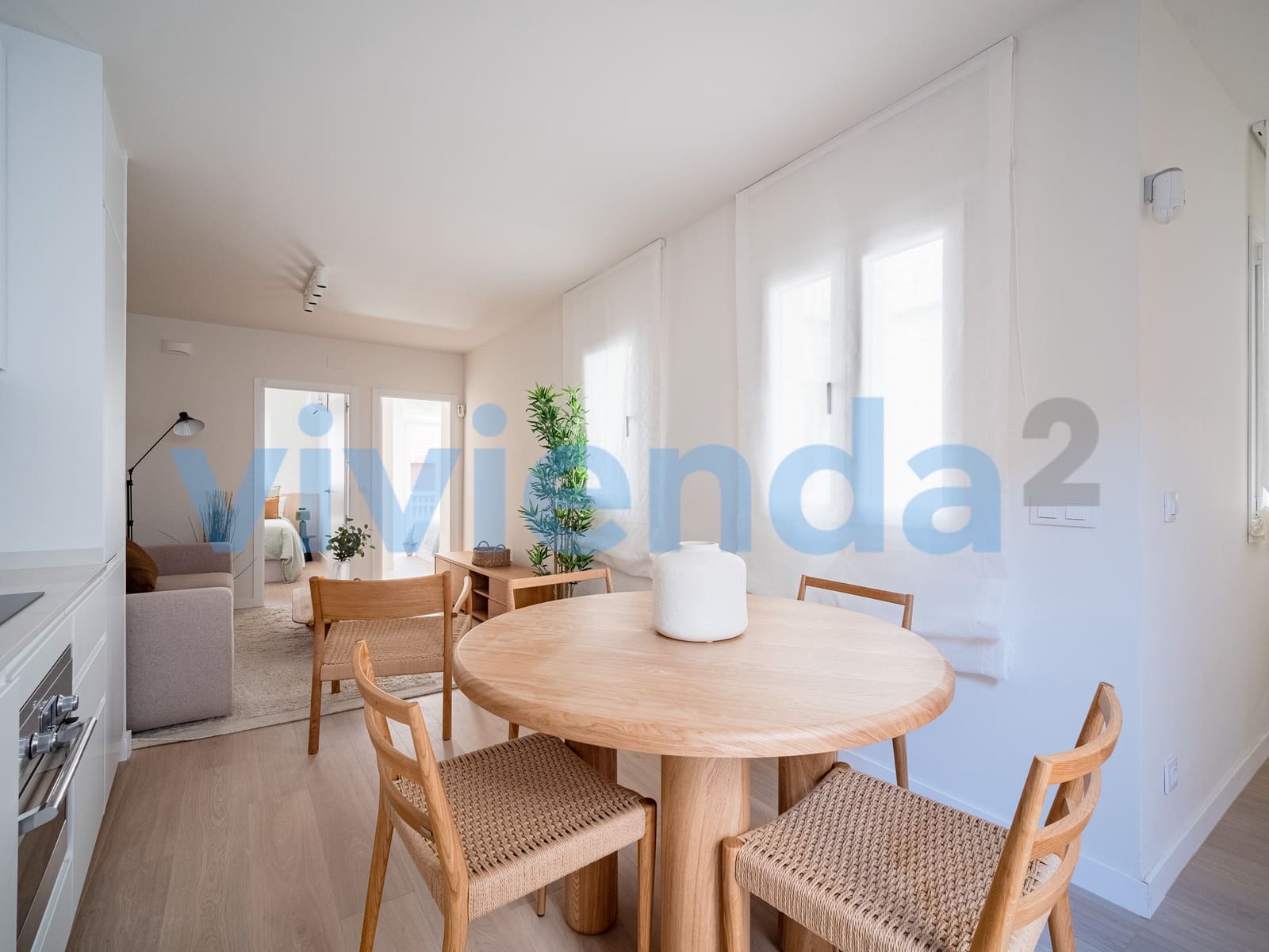 3 soveværelse Lejlighed til leje i Madrid by - € 2.195 (Ref: 9326172)