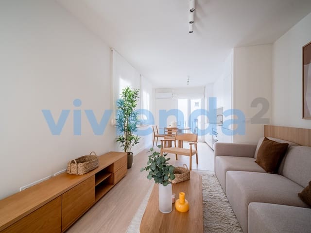 3 soveværelse Lejlighed til leje i Ciudad Jardín, Madrid by - € 2.195 (Ref: 9326172)