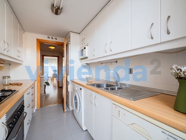 3 bedroom Flat for sale in Rosas, Madrid city with garage - € 554,900 (Ref: 9337734)