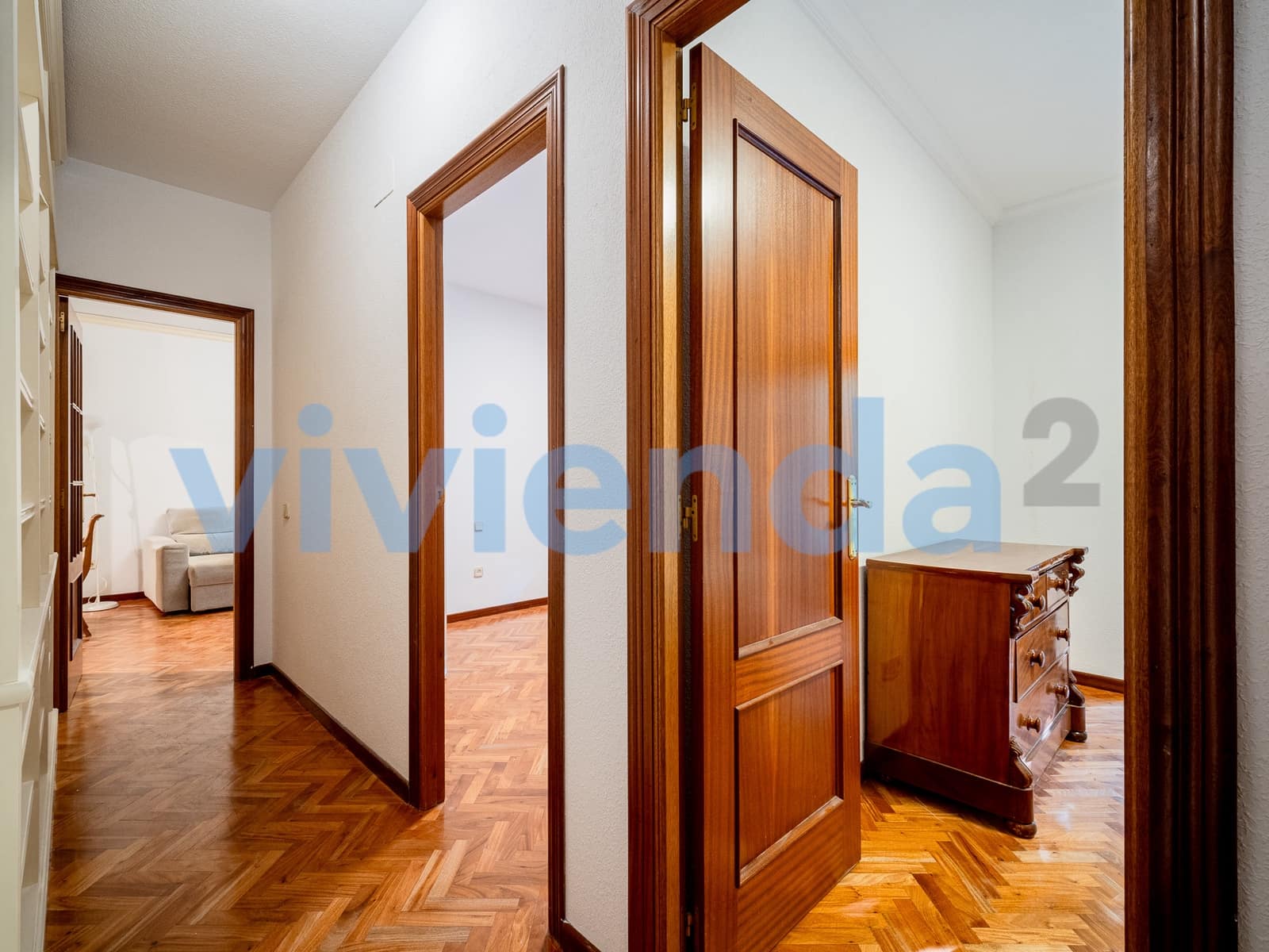Appartement de 2 chambres à louer à Madrid ville - 1 800 € (Ref: 9375071)