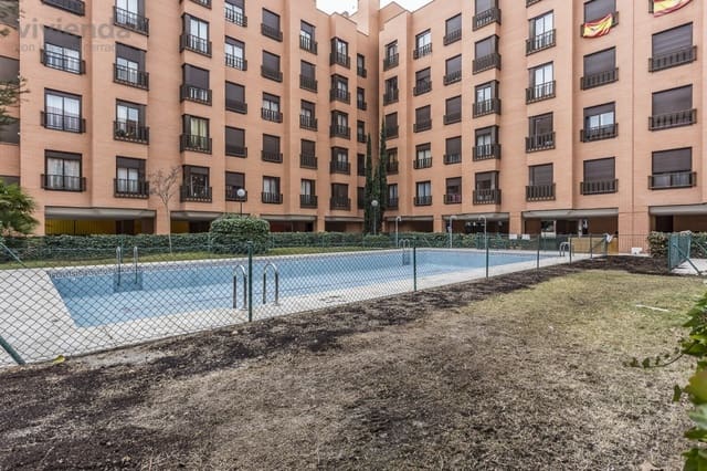 1 soveværelse Lejlighed til leje i Rejas, Madrid by med swimmingpool garage - € 950 (Ref: 9375072)