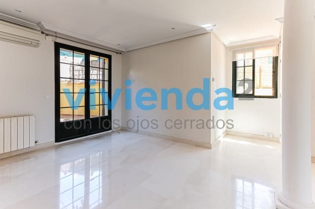 4 soveværelse Byhus til leje i Castilla, Madrid by med swimmingpool garage - € 4.500 (Ref: 9382483)