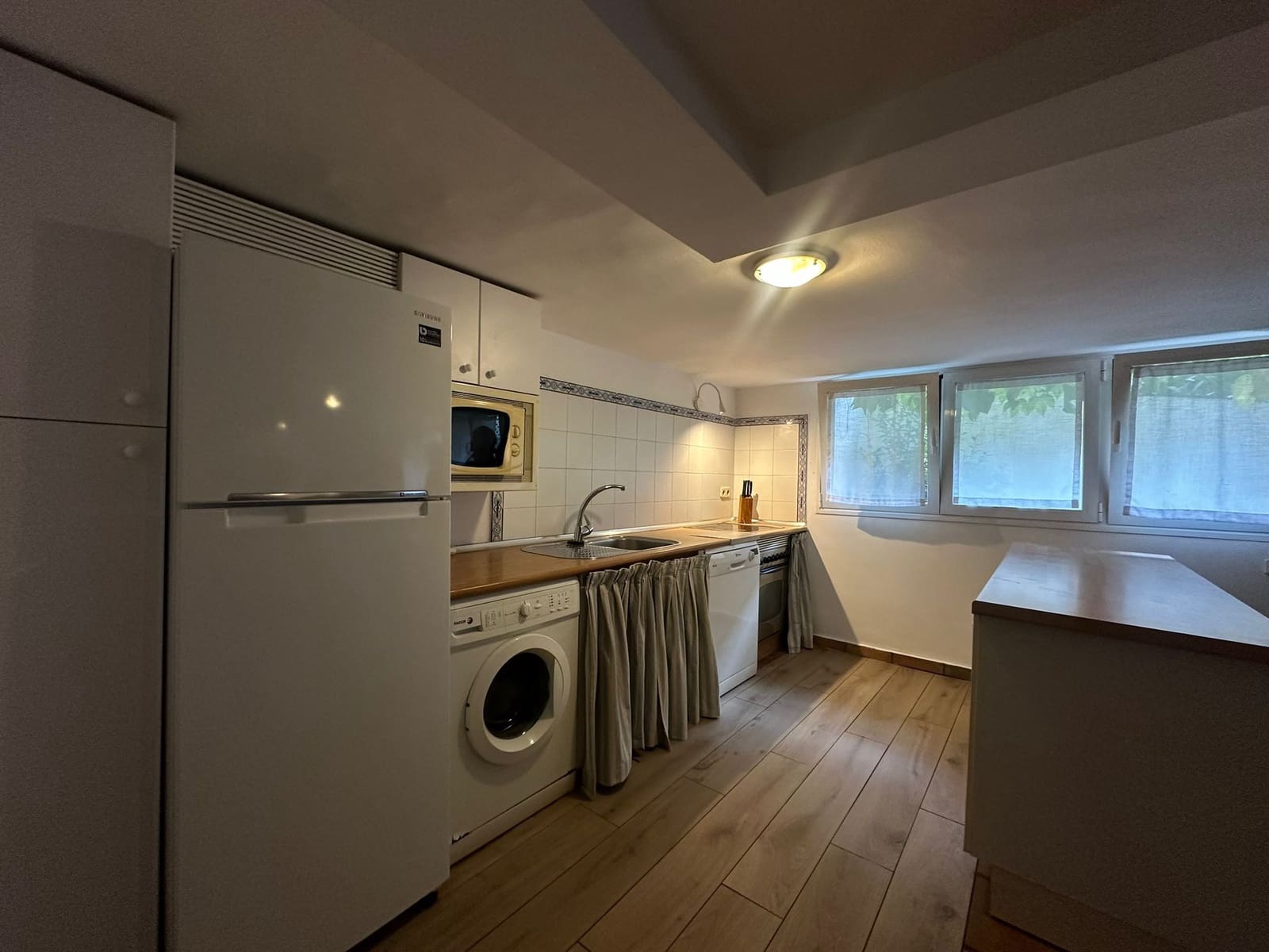 2 soverom Leilighet til leie i Madrid by - € 1 500 (Ref: 9385265)