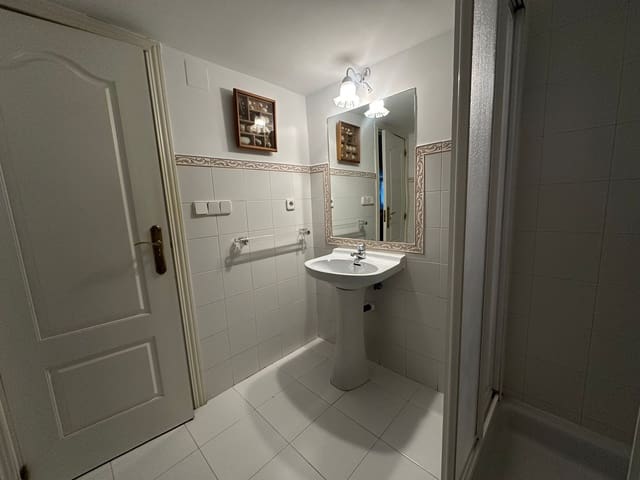 2 soverom Leilighet til leie i Madrid by - € 1 500 (Ref: 9385265)