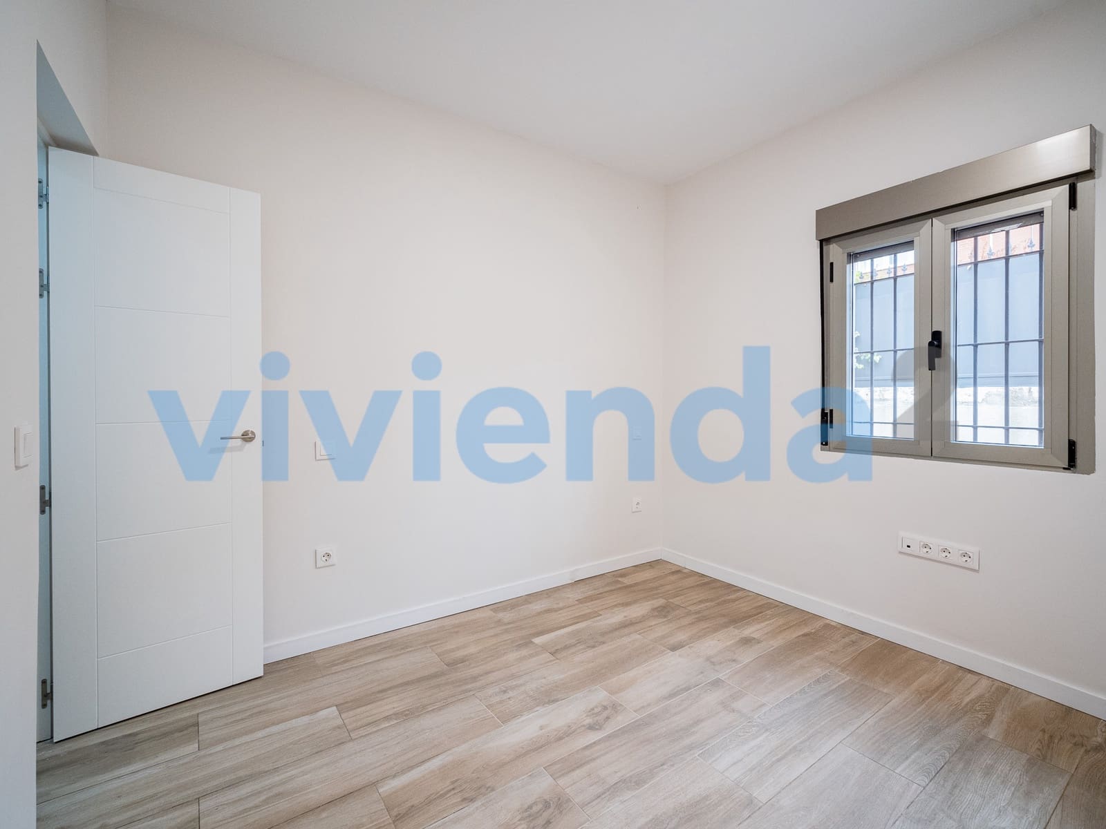 4 chambre Villa/Maison Semi-Mitoyenne à vendre à Madrid ville - 935 000 € (Ref: 9390405)