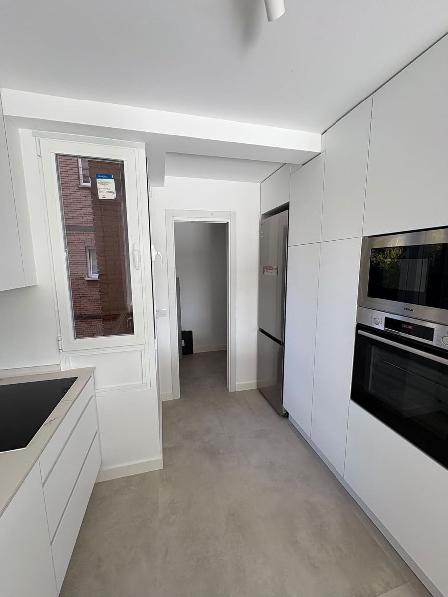 3 camera da letto Appartamento da affittare in Madrid citta - 1.850 € (Rif: 9400676)