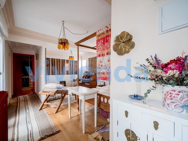 2 soveværelse Lejlighed til leje i Palacio, Madrid by - € 1.450 (Ref: 9400677)