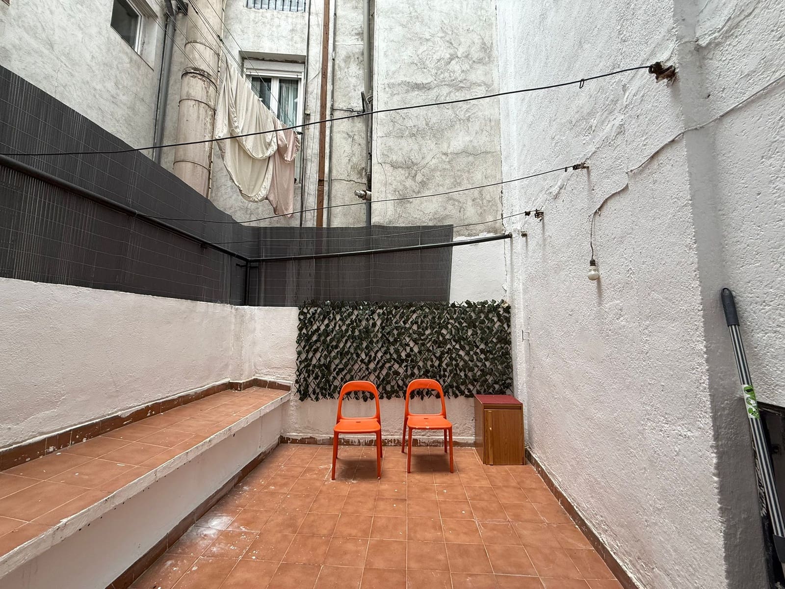 1 quarto Apartamento para arrendar em Madrid cidade - 1 150 € (Ref: 9406353)