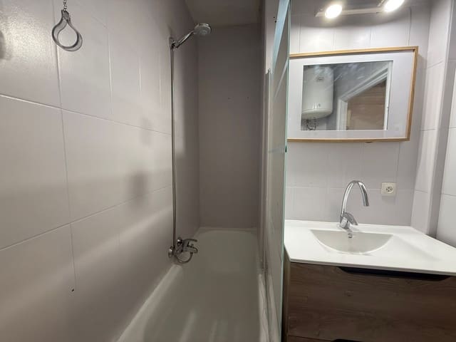 1 makuuhuone Asunto vuokrattavana paikassa Cortes, Madrid kaupunki - 1 150 € (Ref: 9406353)