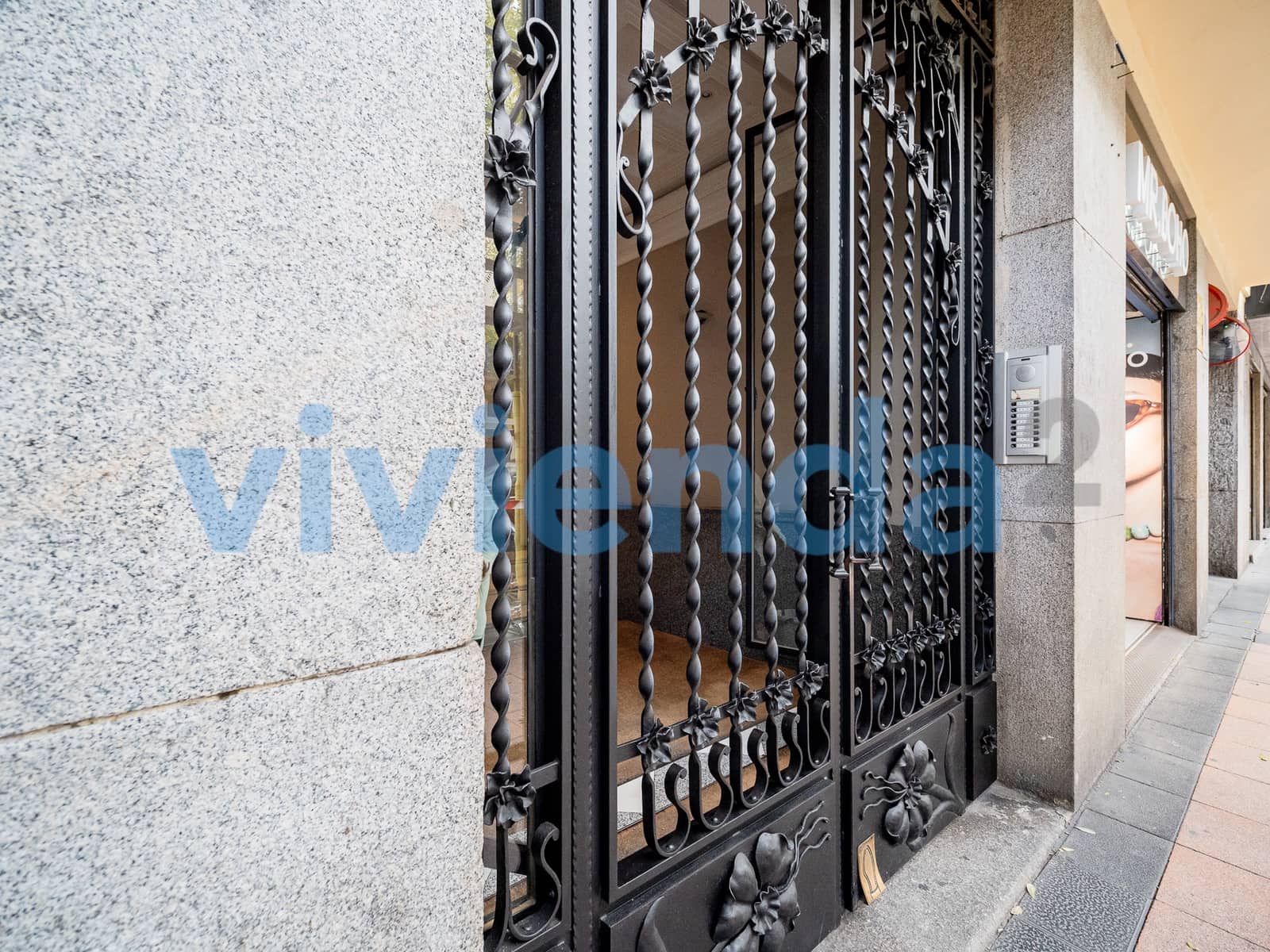 Garage for sale in Madrid city - € 59,000 (Ref: 9413797)