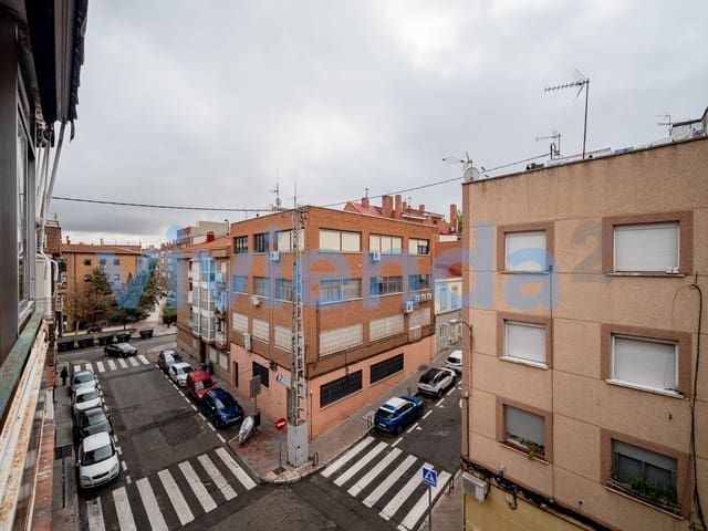 3 quarto Apartamento para venda em San Isidro, Madrid cidade - 298 900 € (Ref: 9415520)