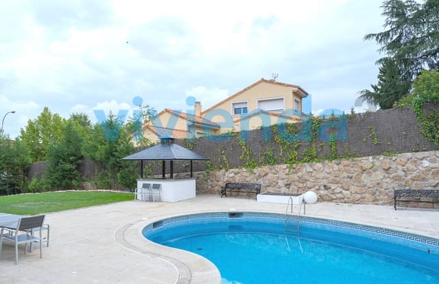 6 bedroom Townhouse for sale in Piovera, Madrid city with pool - € 5,650,000 (Ref: 9419179)