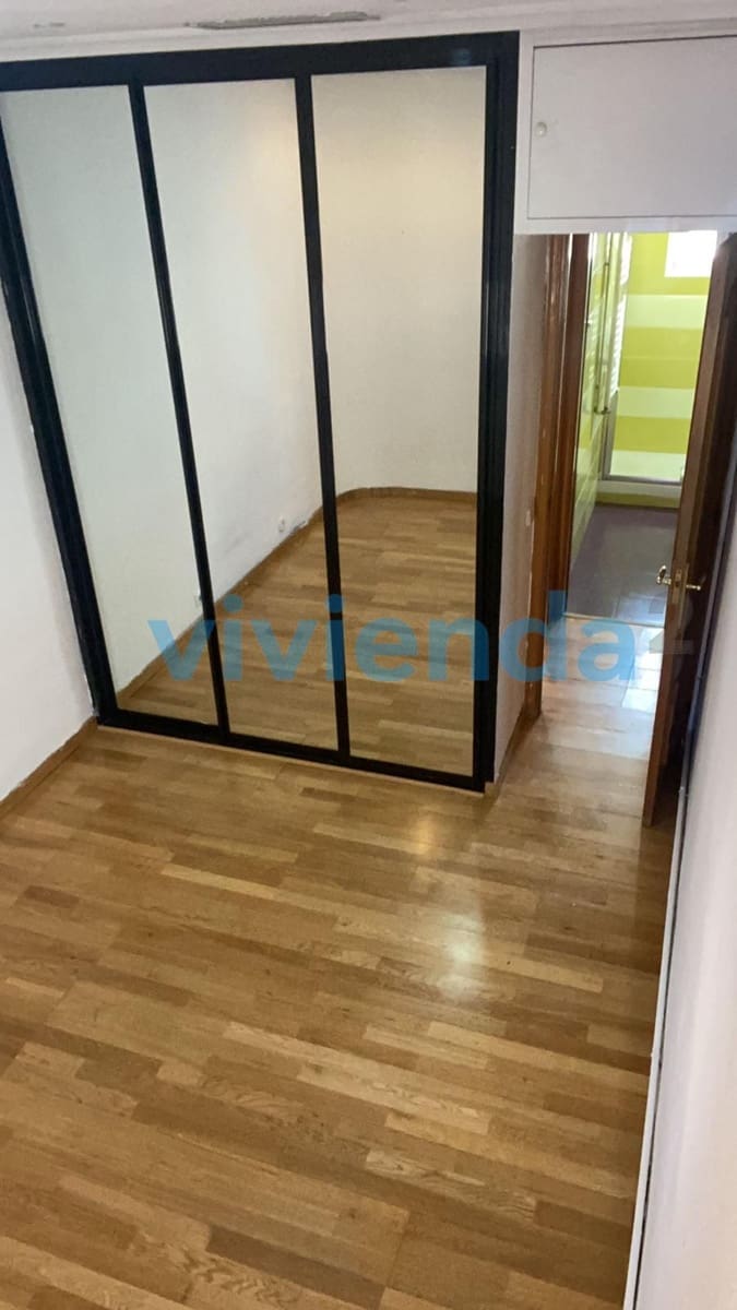 2 bedroom Flat for sale in Madrid city - € 252,000 (Ref: 9419183)