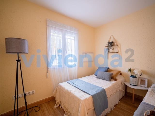 2 bedroom Flat for sale in Puerta del Ángel, Madrid city - € 298,650 (Ref: 9422125)