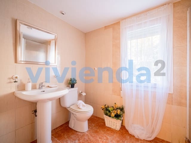 2 bedroom Flat for sale in Puerta del Ángel, Madrid city - € 298,650 (Ref: 9422125)