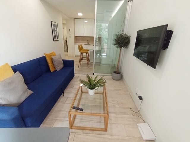 1 soveværelse Lejlighed til leje i Cortes, Madrid by med swimmingpool - € 1.650 (Ref: 9426976)