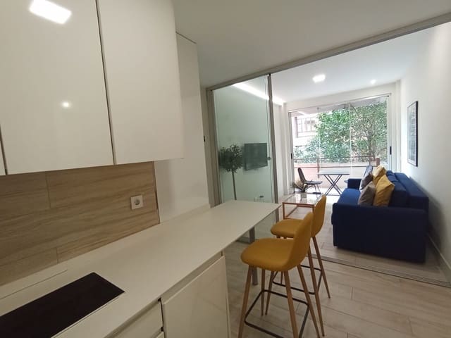 1 soveværelse Lejlighed til leje i Cortes, Madrid by med swimmingpool - € 1.650 (Ref: 9426976)