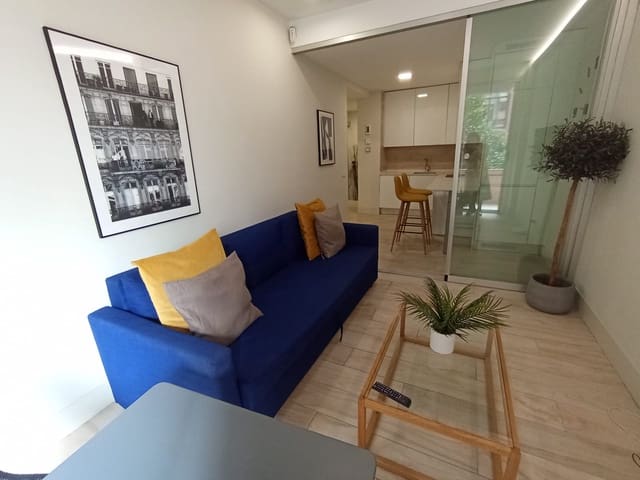 1 soveværelse Lejlighed til leje i Cortes, Madrid by med swimmingpool - € 1.650 (Ref: 9426976)