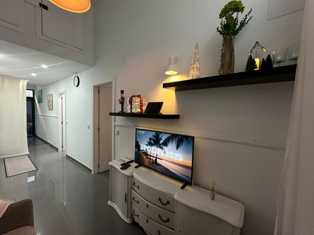 1 bedroom Flat for rent in Ventas, Madrid city - € 1,150 (Ref: 9426977)