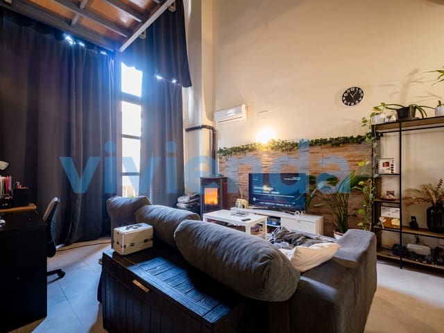 2 bedroom Business for sale in Rejas, Madrid city with garage - € 331,000 (Ref: 9436984)