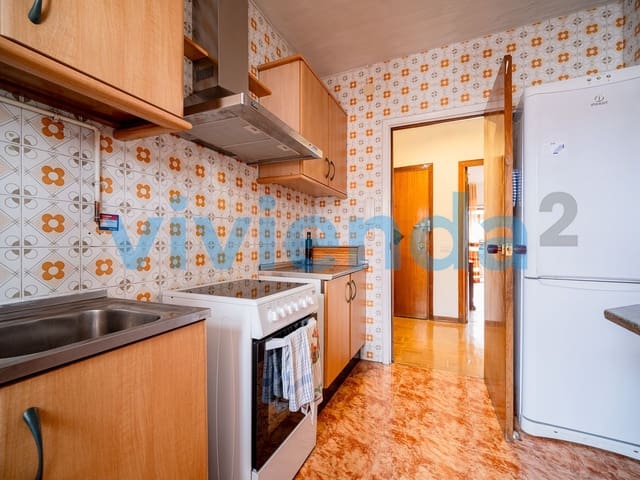 3 soveværelse Lejlighed til salg i Quintana, Madrid by - € 379.600 (Ref: 9441410)