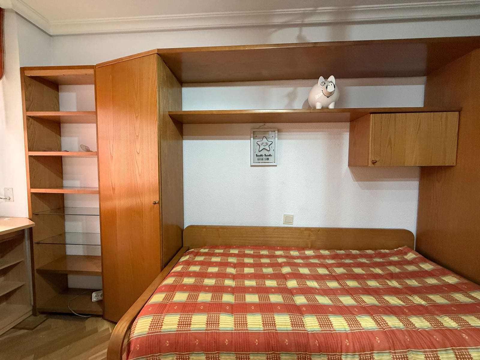 2 bedroom Flat for rent in Madrid city with pool - € 1,700 (Ref: 9446149)