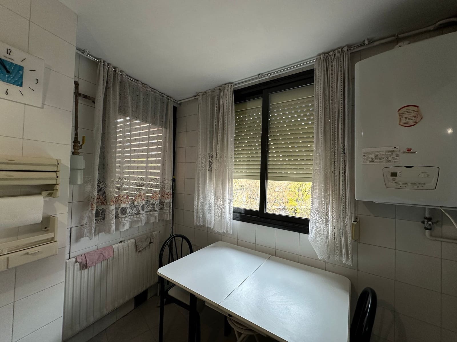3 slaapkamer Flat te huur in Madrid stad - € 1.650 (Ref: 9446150)