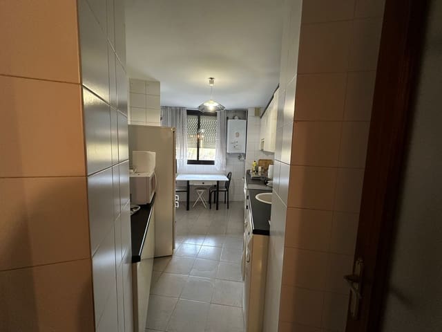 3 camera da letto Appartamento da affittare in Media Legua, Madrid città - 1.650 € (Rif: 9446150)