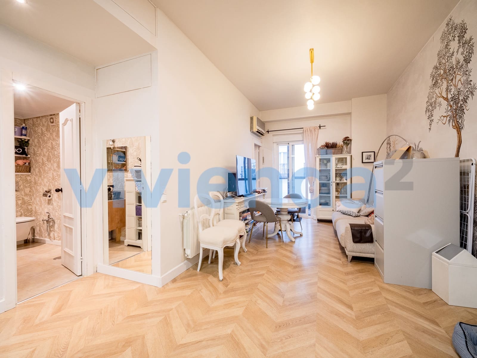 2 bedroom Flat for sale in Madrid city with garage - € 598,000 (Ref: 9451154)