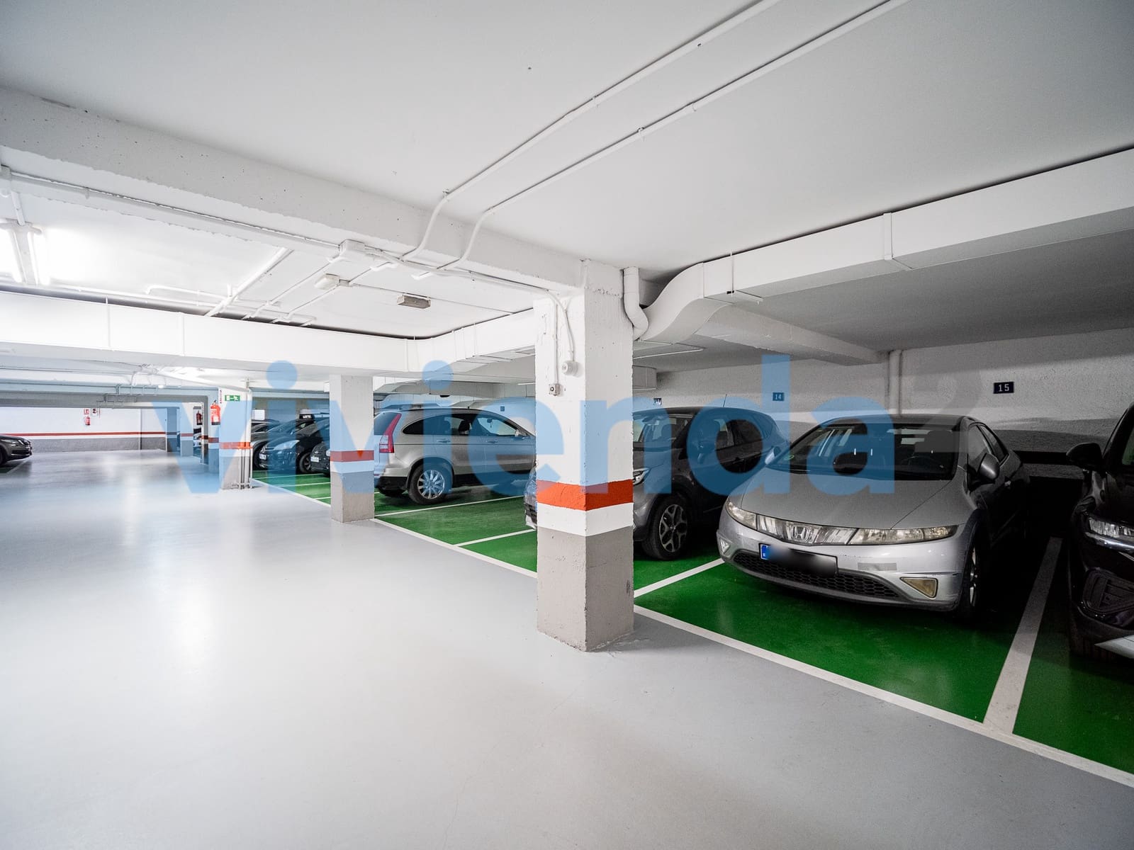 2 bedroom Flat for sale in Madrid city with garage - € 598,000 (Ref: 9451154)