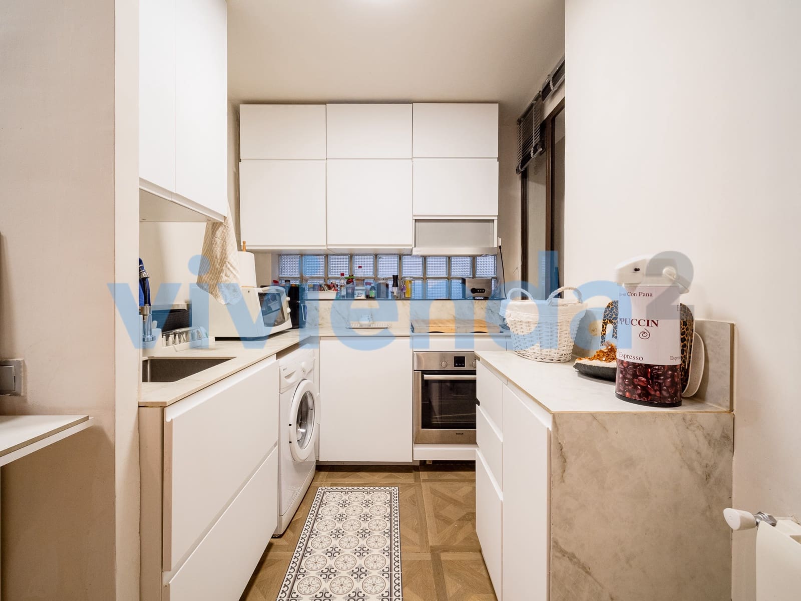 2 bedroom Flat for sale in Madrid city with garage - € 598,000 (Ref: 9451154)