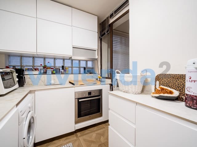 2 sypialnia Mieszkanie na sprzedaż w Universidad, Miasto Madryt z garażem - 598 000 € (Ref: 9451154)