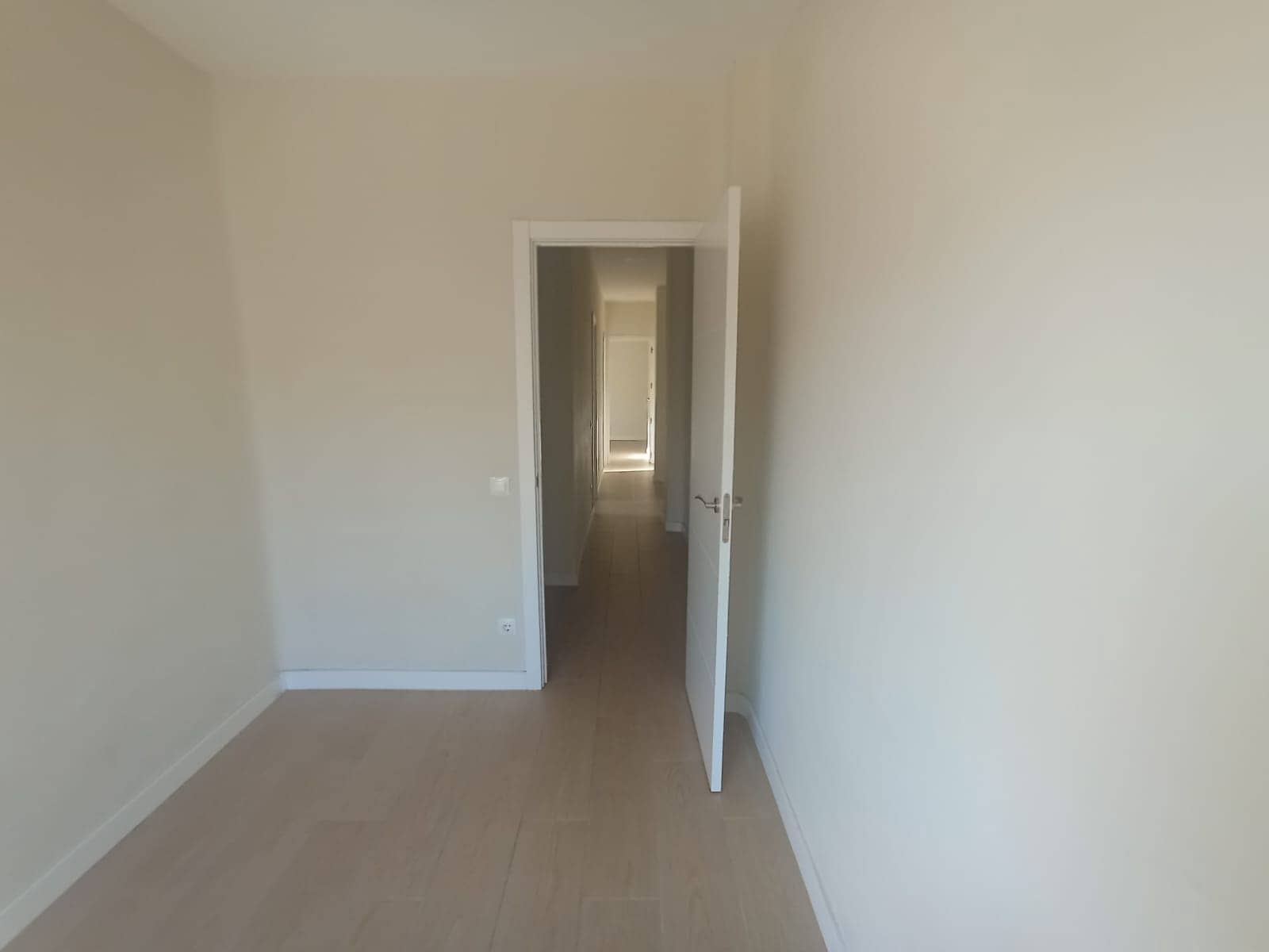 3 sypialnia Mieszkanie do wynajęcia w Miasto Madryt - 1 500 € (Ref: 9451156)