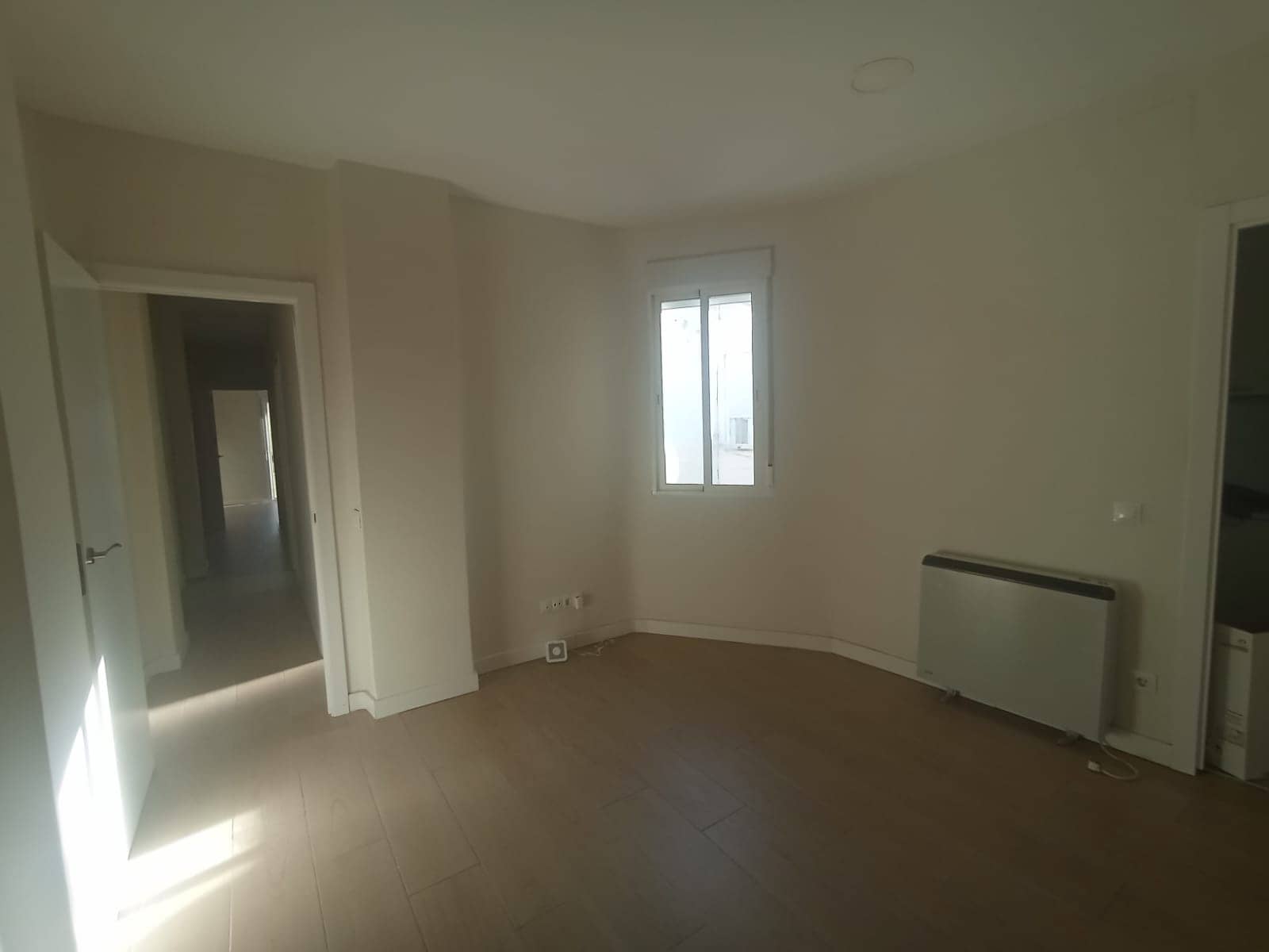 3 sypialnia Mieszkanie do wynajęcia w Miasto Madryt - 1 500 € (Ref: 9451156)