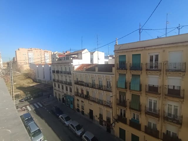 3 sypialnia Mieszkanie do wynajęcia w Cuatro Caminos, Miasto Madryt - 1 500 € (Ref: 9451156)