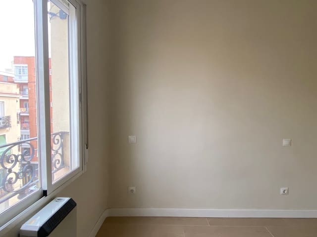 3 camera da letto Appartamento da affittare in Cuatro Caminos, Madrid città - 1.500 € (Rif: 9451156)