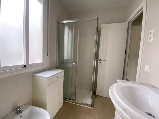 3 camera da letto Appartamento da affittare in Cuatro Caminos, Madrid città - 1.500 € (Rif: 9451156)