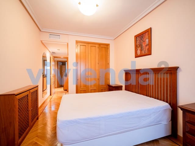 2 sovrum Lägenhet att hyra i Acacias, Madrid stad med pool - 1 700 € (Ref: 9456107)