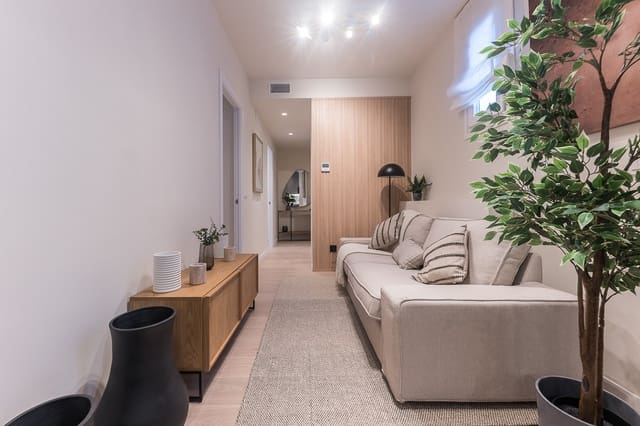 2 sovrum Lägenhet att hyra i Pacífico, Madrid stad - 1 495 € (Ref: 9456109)