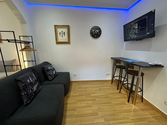 Estudio en Numancia, Madrid ciudad en alquiler - 1.050 € (Ref: 9456111)