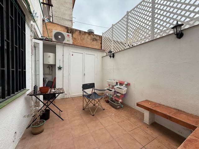 1 slaapkamer Flat te huur in Almendrales, Madrid stad - € 900 (Ref: 9456112)