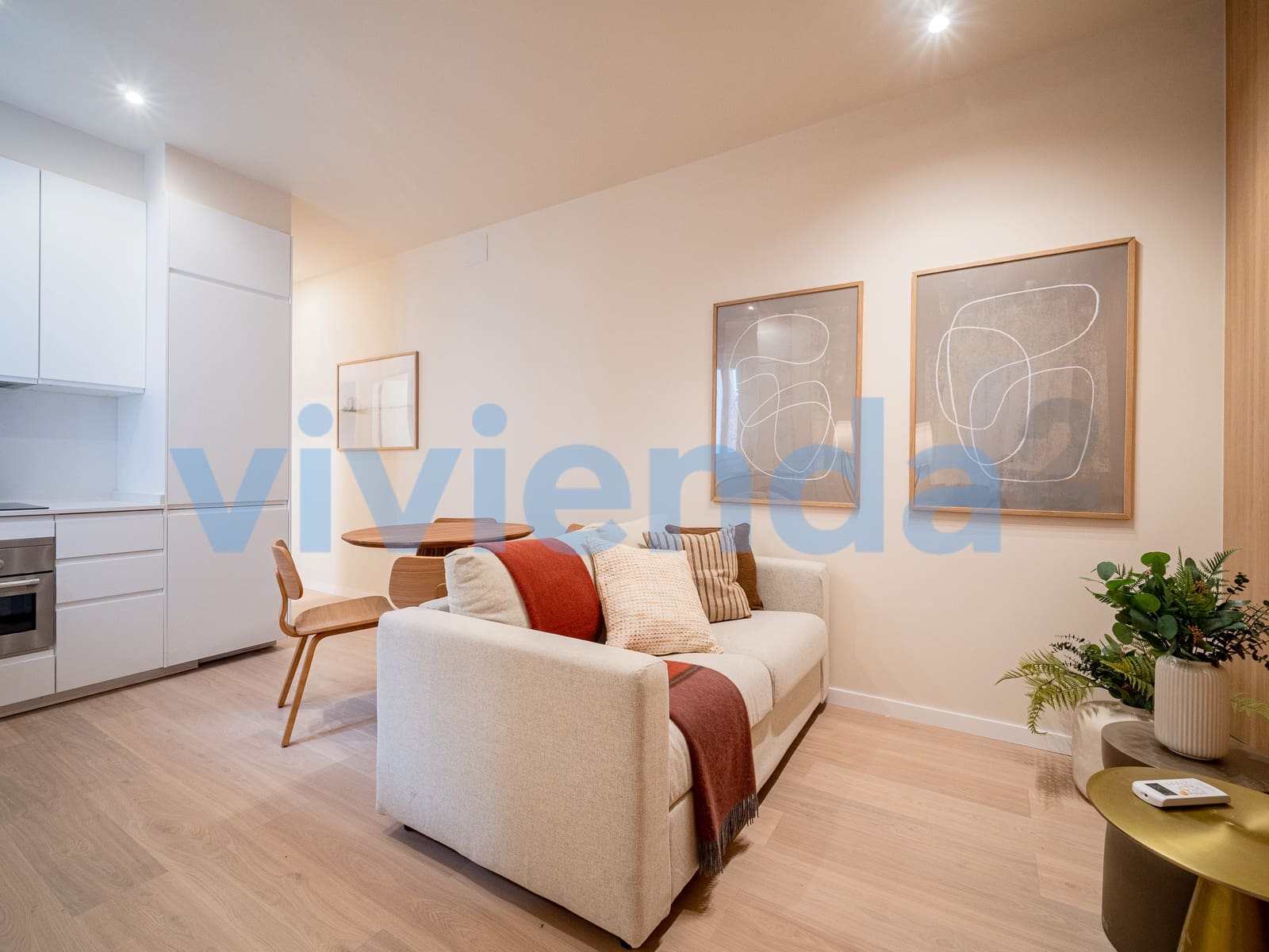 Piso de 2 habitaciones en Madrid ciudad en alquiler - 1.825 € (Ref: 9468252)