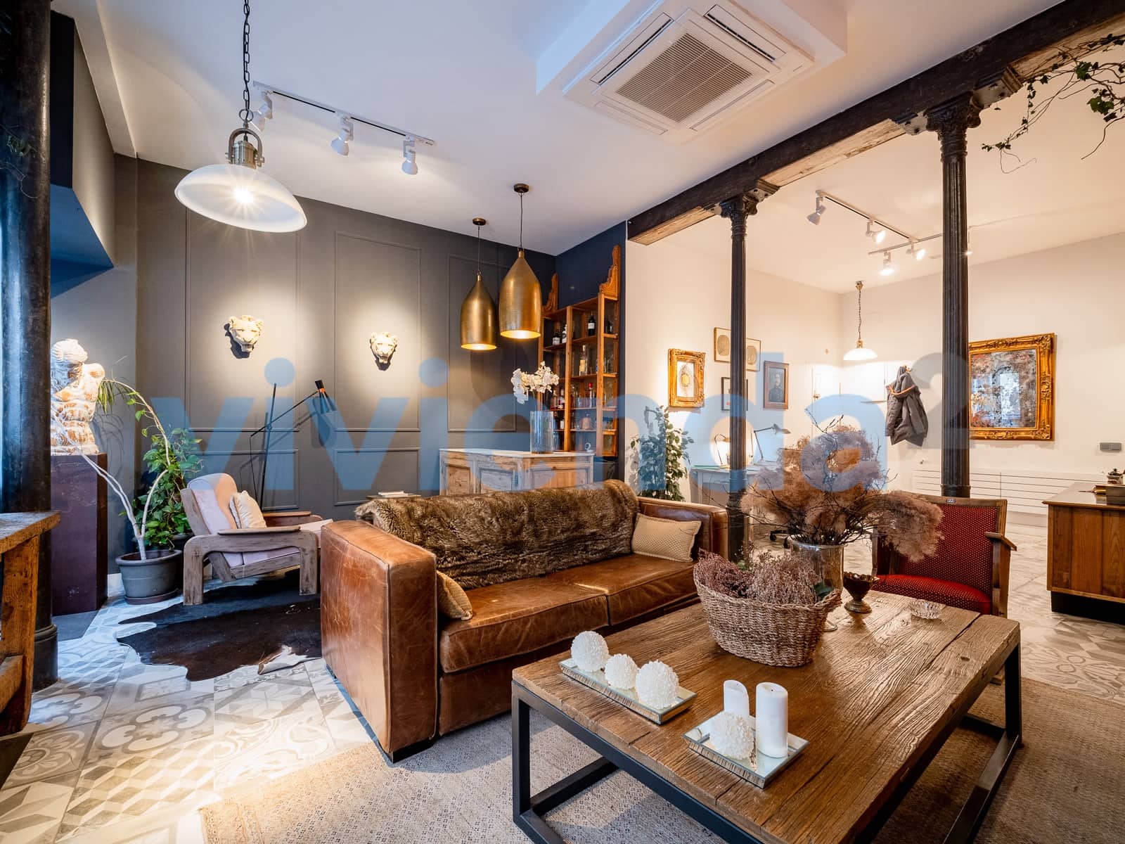 2 bedroom Business for sale in Madrid city - € 850,000 (Ref: 9470934)