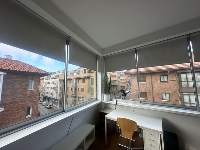 Appartement de 1 chambre à louer à Ciudad Jardín, Madrid ville - 1 400 € (Ref: 9472774)