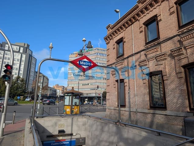 2 sovrum Lägenhet till salu i Cuatro Caminos, Madrid stad - 403 000 € (Ref: 9474780)