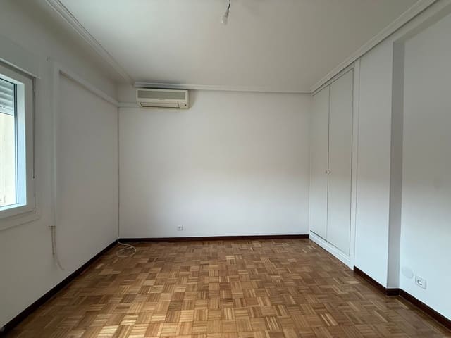 3 makuuhuone Asunto vuokrattavana paikassa Almenara, Madrid kaupunki - 1 500 € (Ref: 9475961)