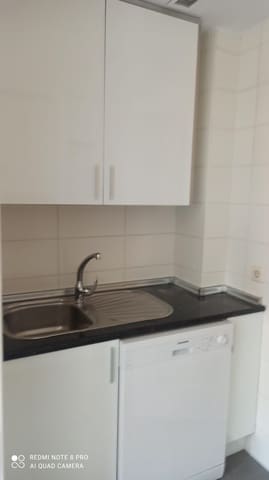 2 soveværelse Lejlighed til leje i Legazpi, Madrid by med swimmingpool garage - € 1.595 (Ref: 9485202)