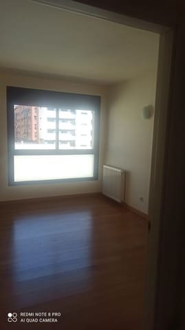 2 soveværelse Lejlighed til leje i Legazpi, Madrid by med swimmingpool garage - € 1.595 (Ref: 9485202)